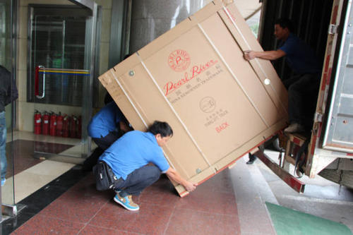 昆都仑钢琴贵重工艺品无忧运